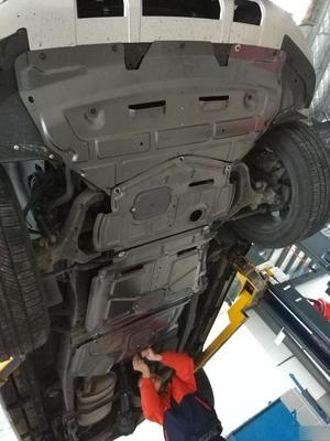 車(chē)底護(hù)板的作用與防護(hù)板詳解